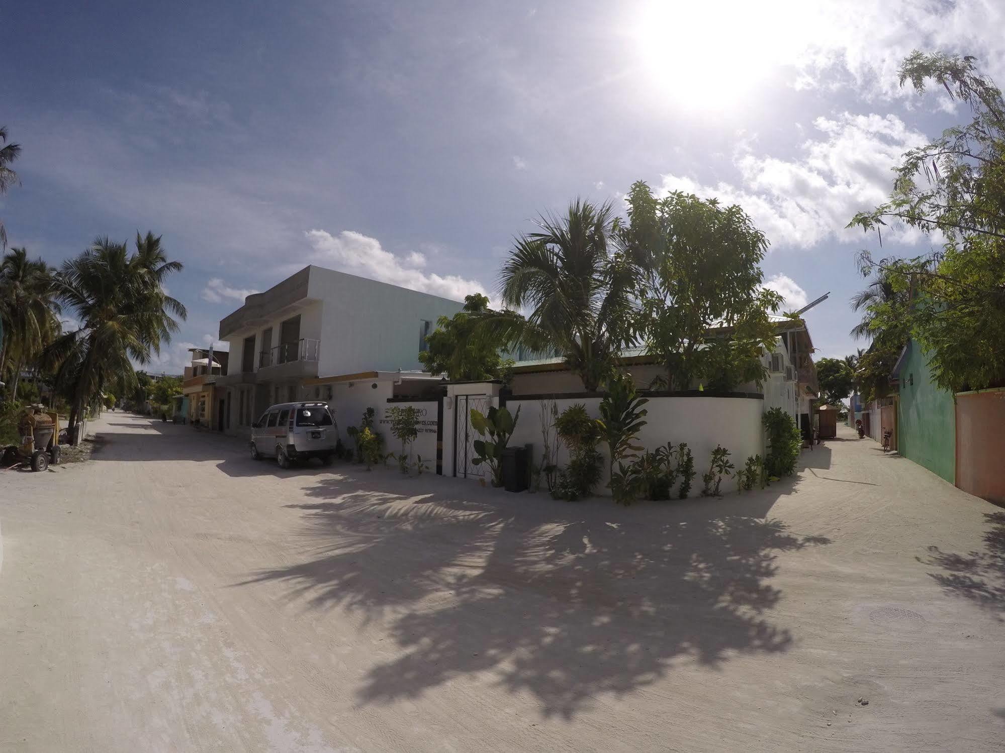 Hotel Venturo Maldives Maafushi Exteriér fotografie